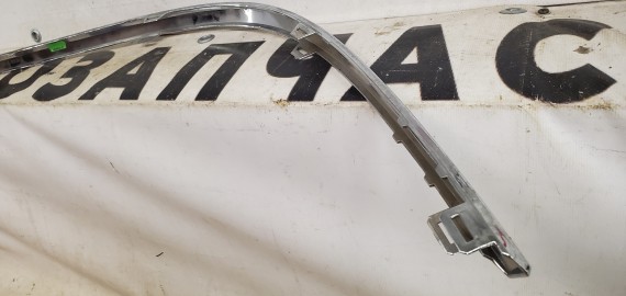 Молдинг заднего бампера правый Volkswagen Passat B6 2005-2011