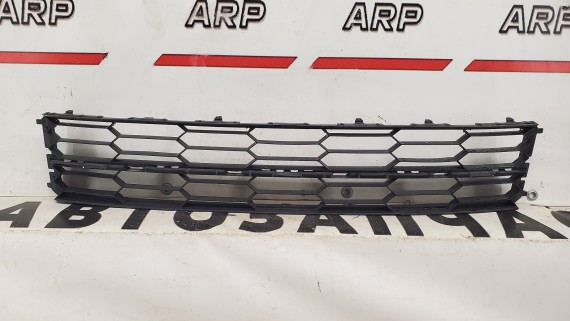 Решетка бампера Skoda Superb 2 2008-2013