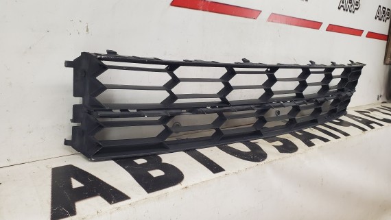Решетка бампера Skoda Superb 2 2008-2013