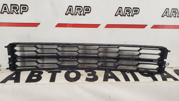 Решетка бампера Skoda Superb 2 2008-2013