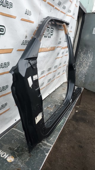 Боковина кузова левая Nissan Xtrail T30 2000-2007