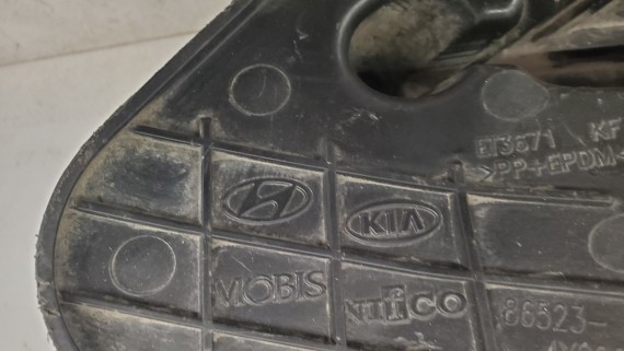 Заглушка птф передняя левая Kia Rio 3 Дорест. 2011-2015 