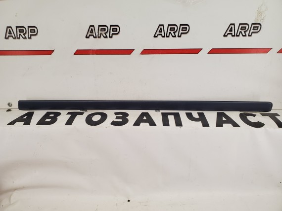 Молдинг двери передней правой Opel Meriva A 2002-2010