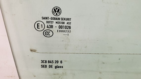 Стекло двери заднее правое Volkswagen Passat CC 2008-2012