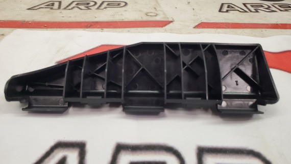 Крепление заднего бампера правое Toyota Corolla E120 2001-2006