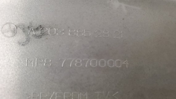 Молдинг бампера задний правый Mercedes-Benz C-Class W203 2000–2008