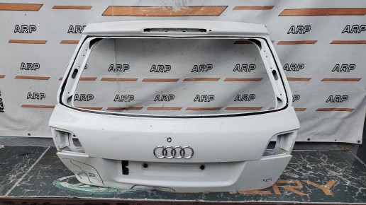 Дверь багажника Audi A3 8p 2004-2013