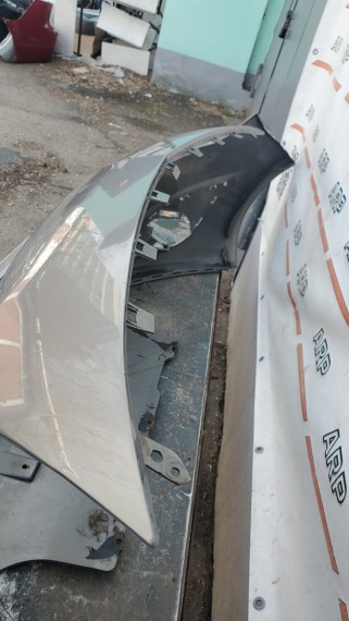 Бампер передний Opel Meriva B 2009-2014