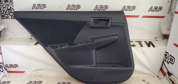 Обшивка двери задней левой Toyota Camry V50 2011-2017
