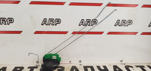 Замок двери правый задний Hyundai Solaris 2011-2017