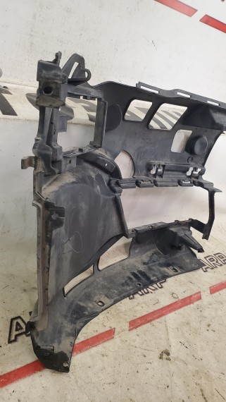 Кронштейн переднего бампера левый BMW 5 G30 2020-н.в.