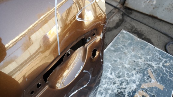 Дверь передняя левая Renault Duster 1 2010–2021