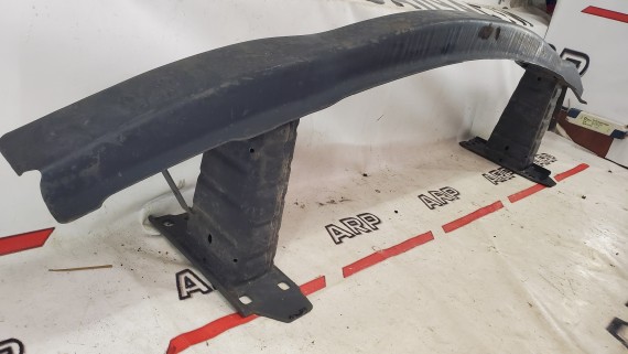 Усилитель переднего бампера BMW 3 e90 e91 2005-2012
