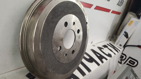 Барабан тормозной Alfa Romeo 145/146 1994-1999 Fiat Doblo 2001-2016
