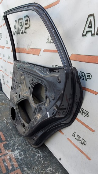 Дверь задняя правая Toyota Auris e150 2007-2012