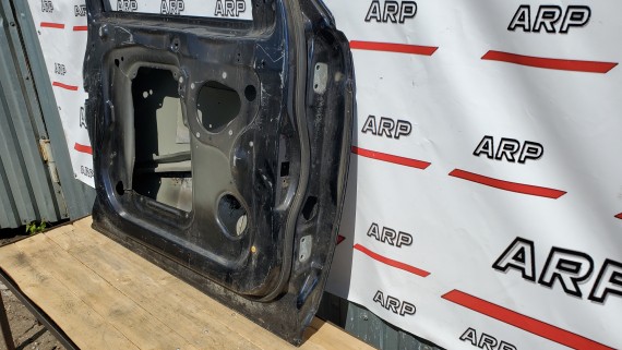 Дверь передняя левая Land Rover Discovery 3, 4 2004-2016