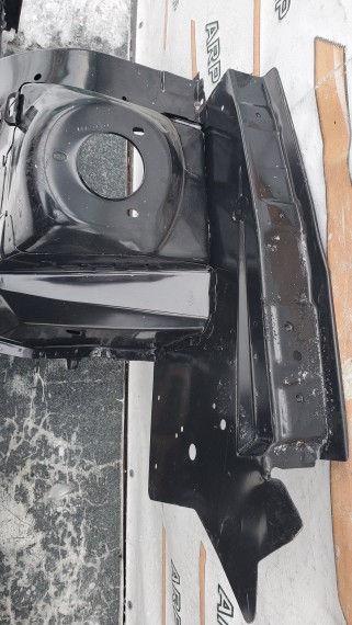 Лонжерон передний правый BMW X5 E53 1999–2007