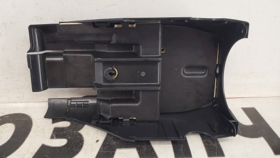 Кожух рулевой колонки Audi A4 (B8) 2007-2012
