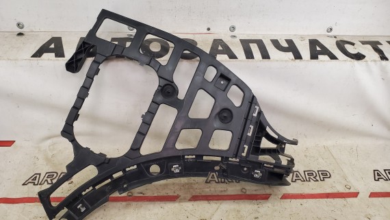 Кронштейн бампера задний левый Porsche Cayenne 958 2010–2018