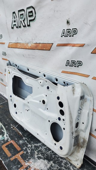 Дверь передняя левая Audi A3 8P 2004-2013