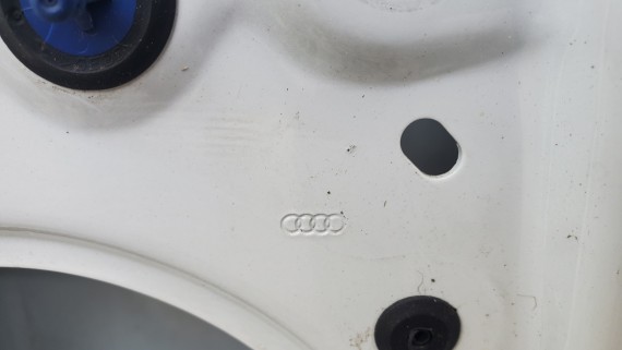 Дверь передняя левая Audi A3 8P 2004-2013