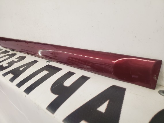 Молдинг двери задней правой Toyota Corolla E120 2000-2007