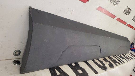 Накладка двери передняя правая Audi Q3 1 8U 2011-2014