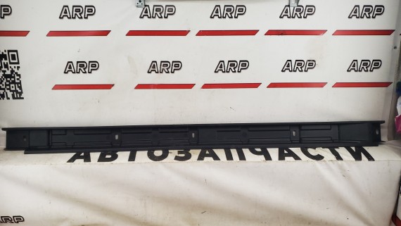 Кронштейн порога правый Mercedes-Benz ML-Class W164 2005–2011