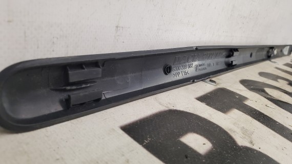 Молдинг двери задней правой Renault Logan 1 2004—2009