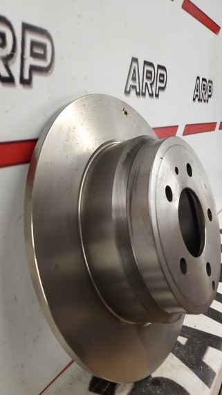 Диск тормозной задний Volvo 850 C70 S70 V70 1993-2005