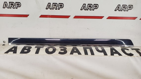 Молдинг двери задней правой Audi A8 D3 Lоng 2004-2010