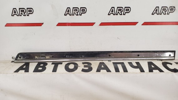 Молдинг двери задней правой Audi A8 D3 Lоng 2004-2010