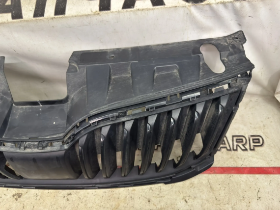 Решетка радиатора Skoda Octavia A7 2017-2020