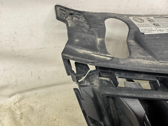 Решетка радиатора Skoda Octavia A7 2017-2020