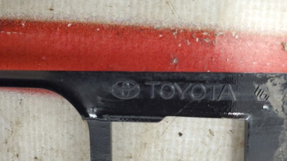 Накладка крышки багажника Toyota Camry 70 v70 2017-2021