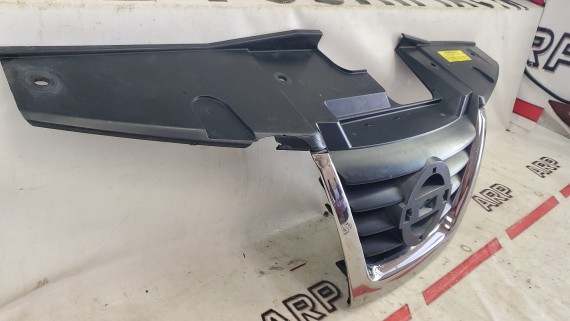 Решетка радиатора Nissan Juke 2010-2019