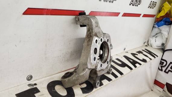 Кулак поворотный (цапфа) Nissan Murano Z51 2007-2016