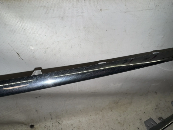 Молдинг решетки радиатора Mercedes-Benz E-class W212 2013-2017