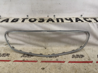 Молдинг решетки радиатора Mercedes-Benz E-class W212 2013-2017