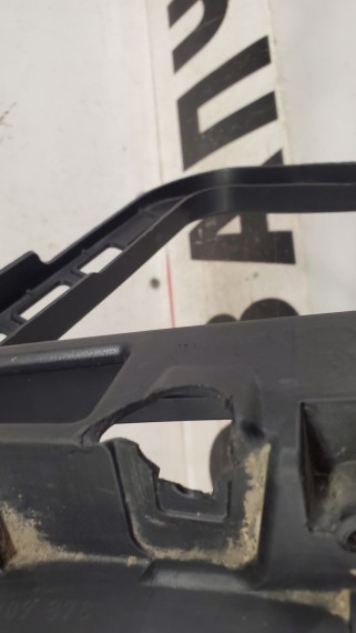 Кронштейн бампера заднего правый Volkswagen Passat B7 2011-2015