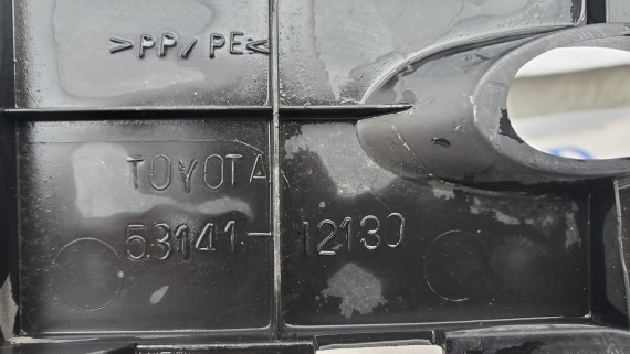 Кожух замка капота Toyota Auris E150 2006-2012