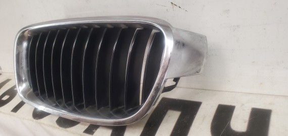 Решетка радиатора левая Bmw 3 F30 2011–2020