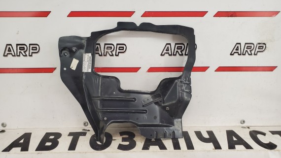Рамка правой фары Nissan X-Trail T30 2001-2007