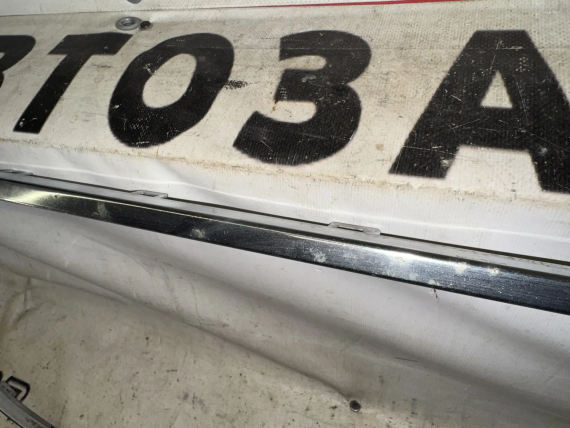 Молдинг решетки радиатора MINI Cooper Hatch 2013-2018