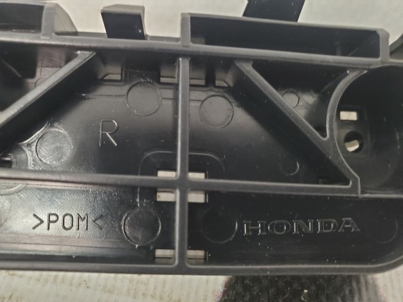 Крепление переднего бампера правая Honda CR-V 3 2006-2012