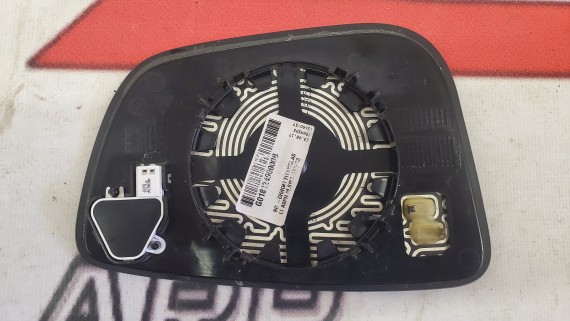 Зеркальный элемент левый BMW 5/7/8 серии G11/G30/G32