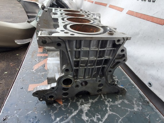 Блок цилиндров Nissan X-Trail 2007 T30 2.5 2000–2007