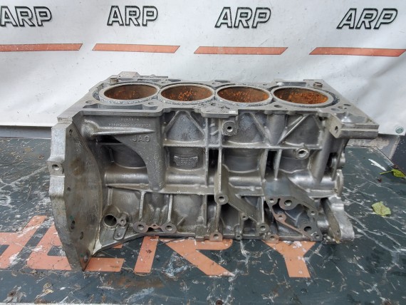 Блок цилиндров Nissan X-Trail 2007 T30 2.5 2000–2007