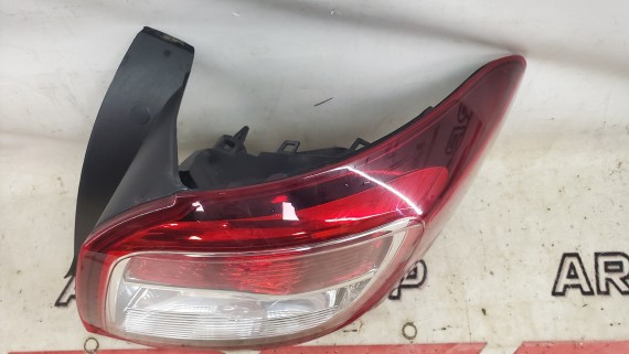 Фонарь задний правый Renault Sandero Stepway 2 2013–2022