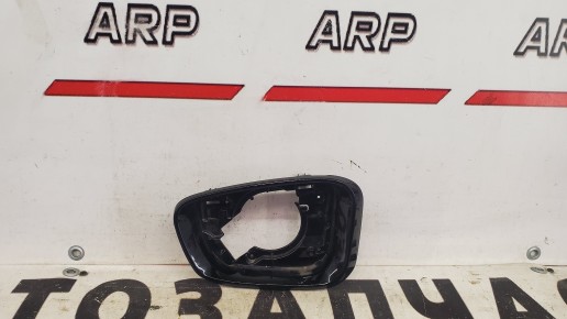 Накладка зеркала правая BMW 7 G11 2015-2023